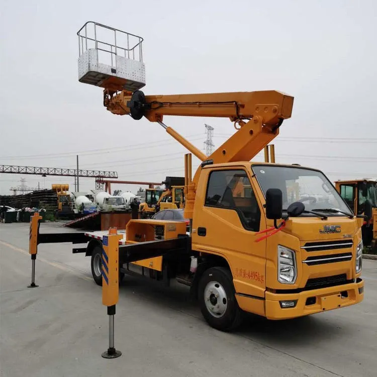 Вантажівка з повітряної роботи